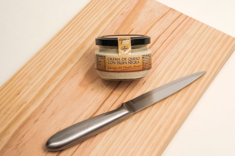 Crema de queso de oveja con trufas negras - Imagen 3
